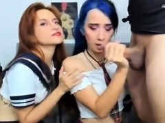 2 Girls gives a handjob and blowjob during Party