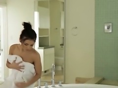 True pornstar in the bath tube
