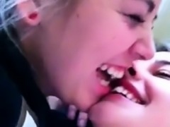 Girls Kissing Selfie Suck